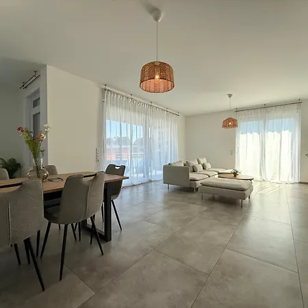 Luxus Penthouse - 170qm - Terasse - Zentral - Mallibase Apartment